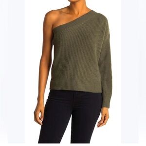 NWT 360 Cashmere Lena One Shoulder 100% Cashmere Olive Green Sweater Size M